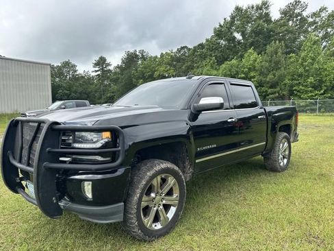 Used 2016 Chevrolet Silverado 1500 LTZ Z71 w/ LTZ Plus Package AWD/4WD image 4