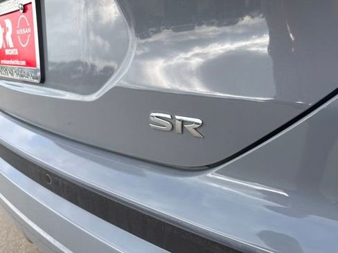Used 2021 Nissan Kicks SR FWD image 8