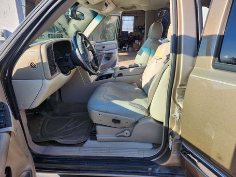 Used 2004 GMC Yukon XL SLT w/ Preferred Equipment Group image 14