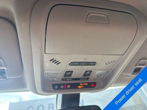 Used 2019 Chevrolet Equinox LT AWD/4WD image 12