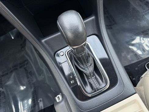 Used 2015 Subaru Crosstrek 2.0i Limited image 59