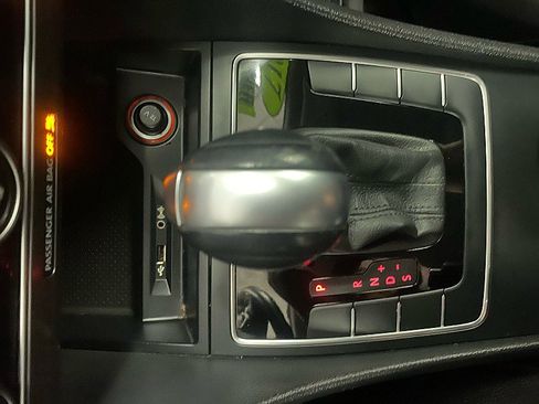 Used 2017 Volkswagen Passat 1.8T R-Line image 24