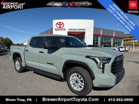 Used 2026 Toyota Tundra SR5 w/ SR5 Convenience Package AWD/4WD image 1