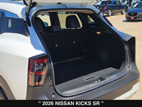New 2026 Nissan Kicks SR FWD image 26