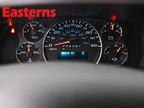 Used 2019 Chevrolet Express 2500 w/ Safety Package RWD image 18
