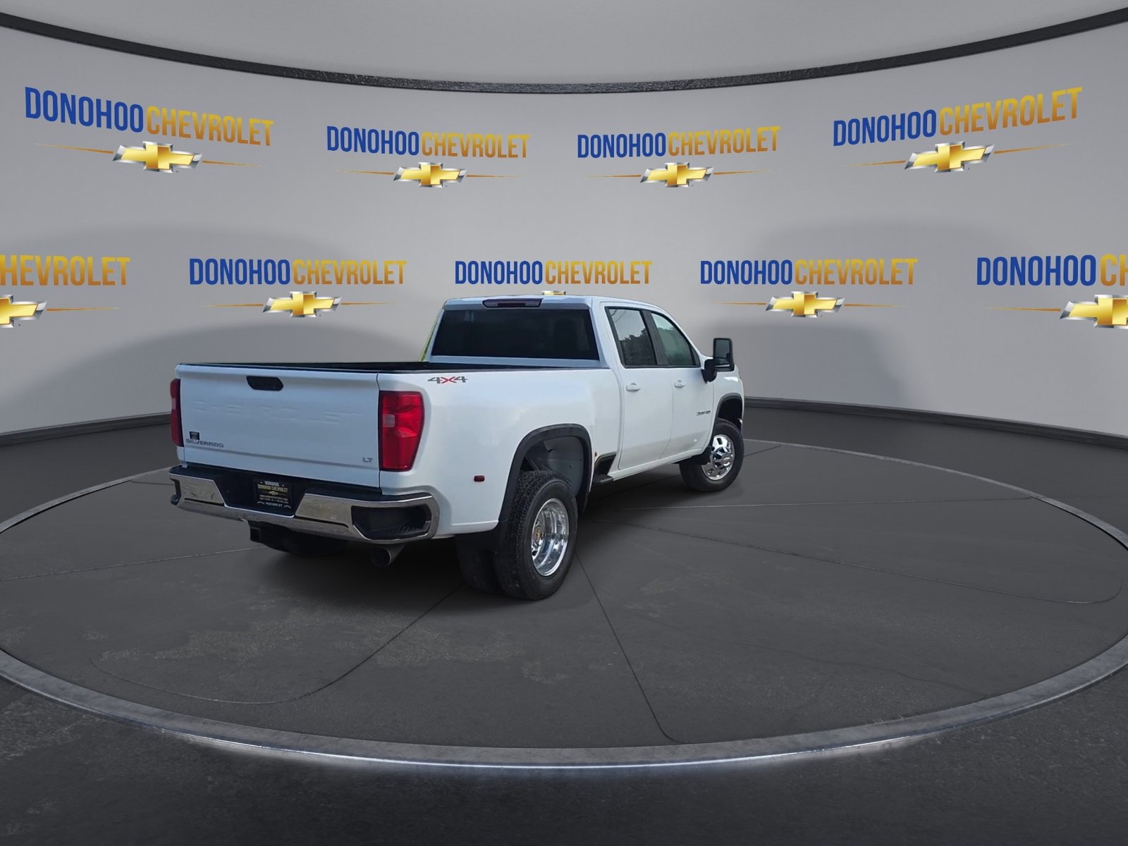 New 2026 Chevrolet Silverado 3500 LT AWD/4WD image 11