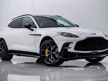 New 2026 Aston Martin DBX 707