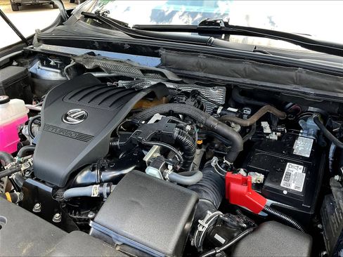 Used 2023 Lexus RX 350 Premium w/ Accessory Package AWD/4WD image 32