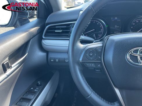 Used 2022 Toyota Camry SE image 43