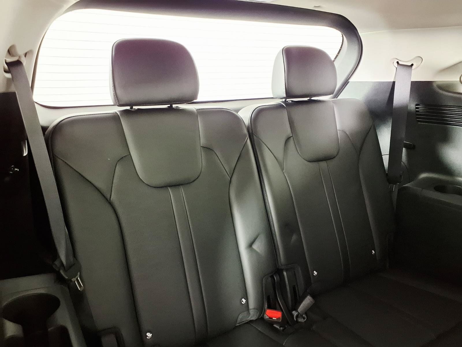 Used 2025 Kia Sorento S w/ Panoramic Sunroof Package FWD image 13
