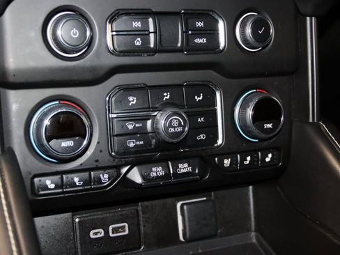 Used 2024 Chevrolet Tahoe Premier image 44