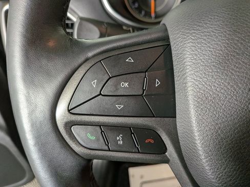 Used 2020 Jeep Cherokee Trailhawk w/ Cold Weather Group image 21