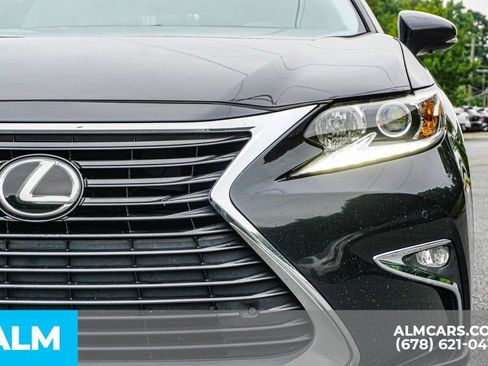 Used 2017 Lexus ES 350 w/ Premium Package FWD image 11