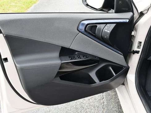 Used 2025 BMW X3 M50 w/ Premium Package image 11