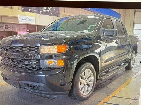Used 2021 Chevrolet Silverado 1500 Custom RWD image 4