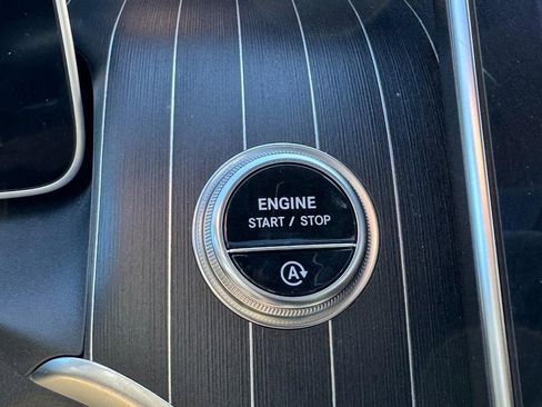 Used 2024 Mercedes-Benz GLC 300 4MATIC image 21