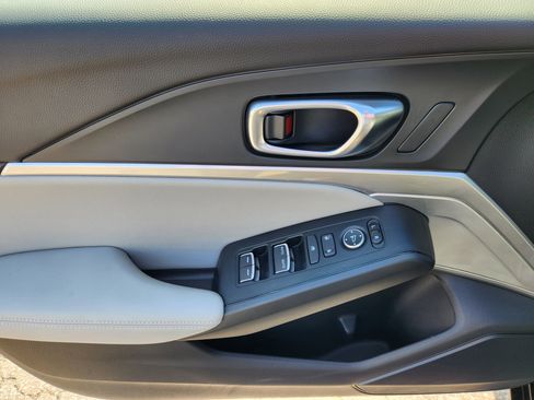 Certified 2025 Acura Integra image 17