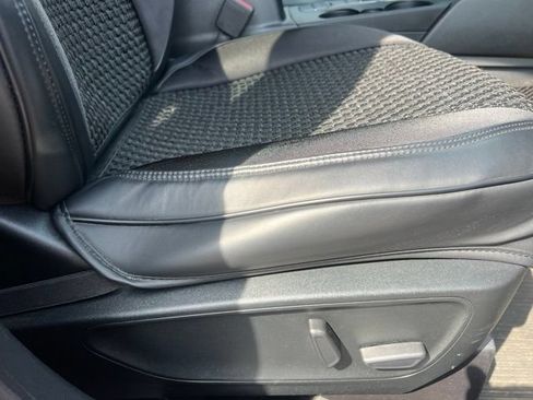 Used 2020 Ford Escape Titanium AWD/4WD image 13