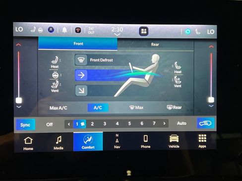 Used 2024 Jeep Wagoneer L Series II image 66