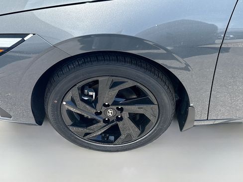 New 2026 Hyundai Elantra Sport FWD image 23