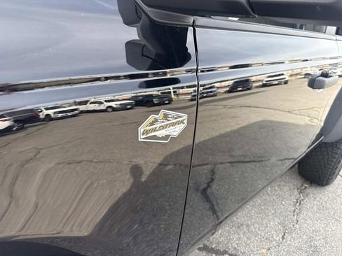 Certified 2024 Ford Bronco Wildtrak image 11