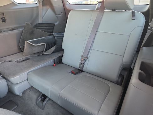 Used 2019 Chevrolet Traverse LT image 24