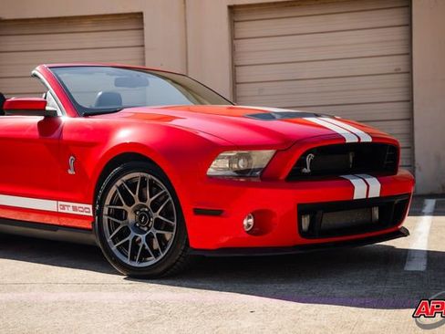 Used 2011 Ford Mustang Shelby GT500 w/ SVT Performance Pkg image 44