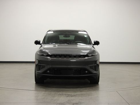 Used 2025 Jeep Wagoneer S Limited image 3