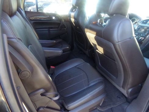 Used 2014 Buick Enclave Premium image 33