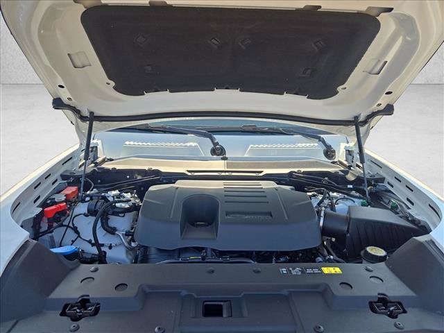 New 2026 Land Rover Defender 110 X-Dynamic SE AWD/4WD image 17