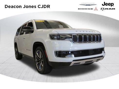 New 2025 Jeep Wagoneer L Series III w/ Premium Group I image 1