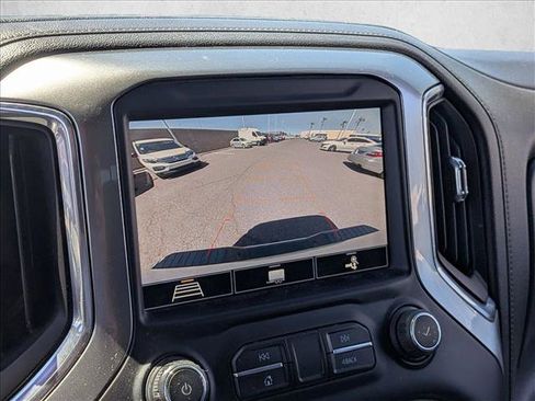 Used 2020 Chevrolet Silverado 2500 LT w/ Convenience Package AWD/4WD image 12