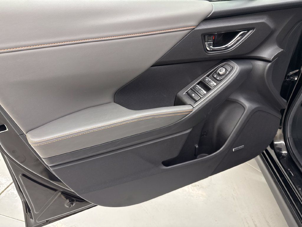 Certified 2024 Subaru Crosstrek 2.5i Limited w/ Crosstrek Mirror Package AWD/4WD image 12