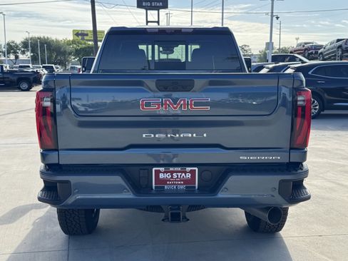 New 2026 GMC Sierra 2500 Denali w/ Technology Package image 9