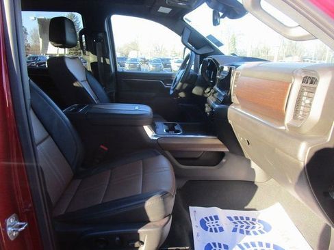 Certified 2025 Chevrolet Silverado 2500 High Country w/ Technology Package AWD/4WD image 27