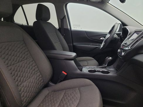 Used 2020 Chevrolet Equinox LT FWD image 21