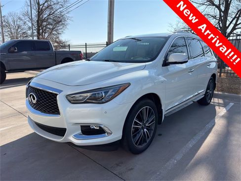 Certified 2020 INFINITI QX60 Luxe w/ Essential Package image 8