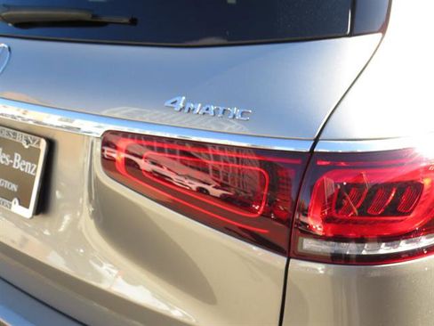 Used 2023 Mercedes-Benz GLS 450 4MATIC image 30