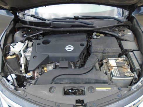 Used 2013 Nissan Altima 2.5 SV FWD image 18
