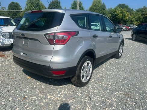 Used 2017 Ford Escape S FWD image 5