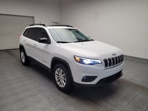 Used 2022 Jeep Cherokee Latitude Lux w/ Sun & Sound Group AWD/4WD image 13