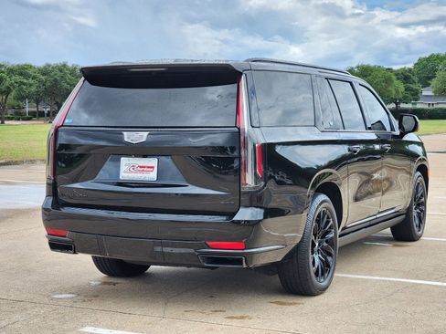 Used 2022 Cadillac Escalade ESV Sport Platinum w/ LPO, ONYX Package AWD/4WD image 6