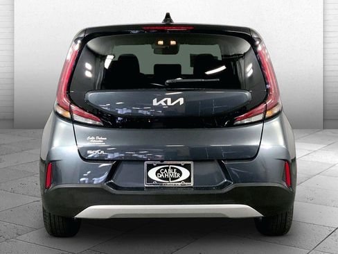 Certified 2025 Kia Soul LX w/ LX Technology Package FWD image 3