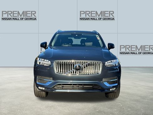 Used 2022 Volvo XC90 T6 Inscription image 2