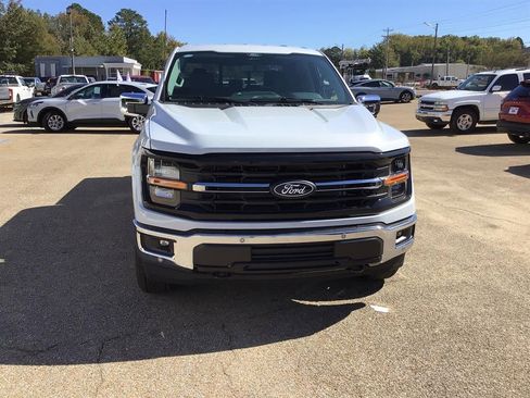 New 2025 Ford F150 XLT w/ Equipment Group 302A MID image 9