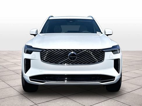 New 2026 Volvo XC90 T8 Ultra w/ Protection Package AWD/4WD image 5