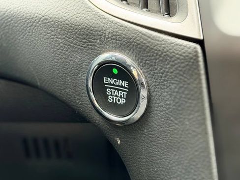 Used 2019 Ford Edge SEL w/ Equipment Group 201A AWD/4WD image 13