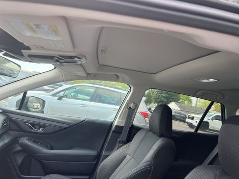 Used 2024 Subaru Outback Premium w/ Popular Package #1 image 8