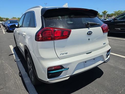 Used 2019 Kia Niro EX FWD image 8
