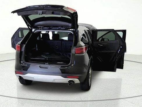 Used 2023 Chevrolet Blazer LT w/ Convenience Package FWD image 11